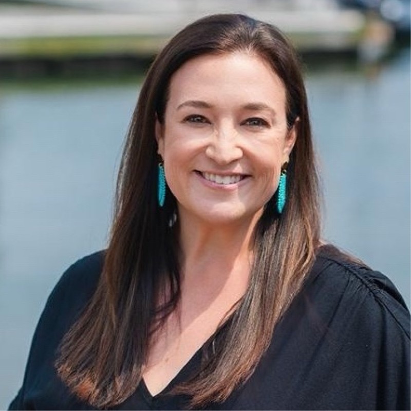 Megan Andreozzi Fox Headshot